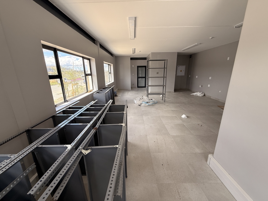 To Let Commercial Property for Rent in Rivergate Western Cape